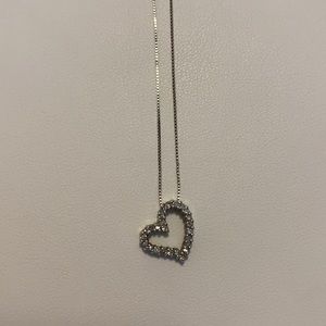 Heart diamond necklace